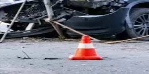 सडक़ हादसा : परीक्षा देकर घर लौट रहे छात्र की स्कूटी डिवाइडर से टकराई, मौत