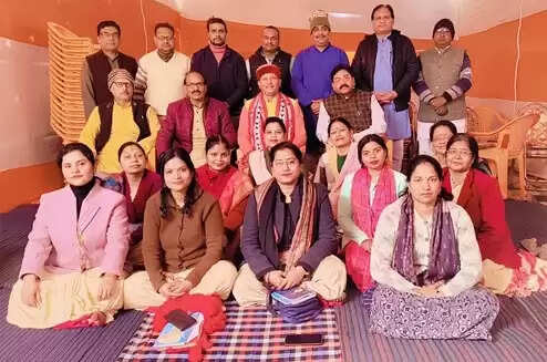 विद्या भारती काशी प्रांत के संगीताचार्यों ने लिया प्रशिक्षण