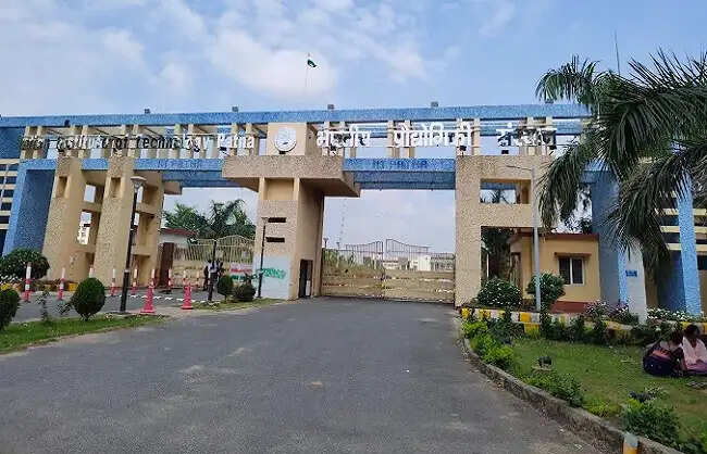 आईआईटी पटना परिसर में तेलंगाना के छात्र की मौत