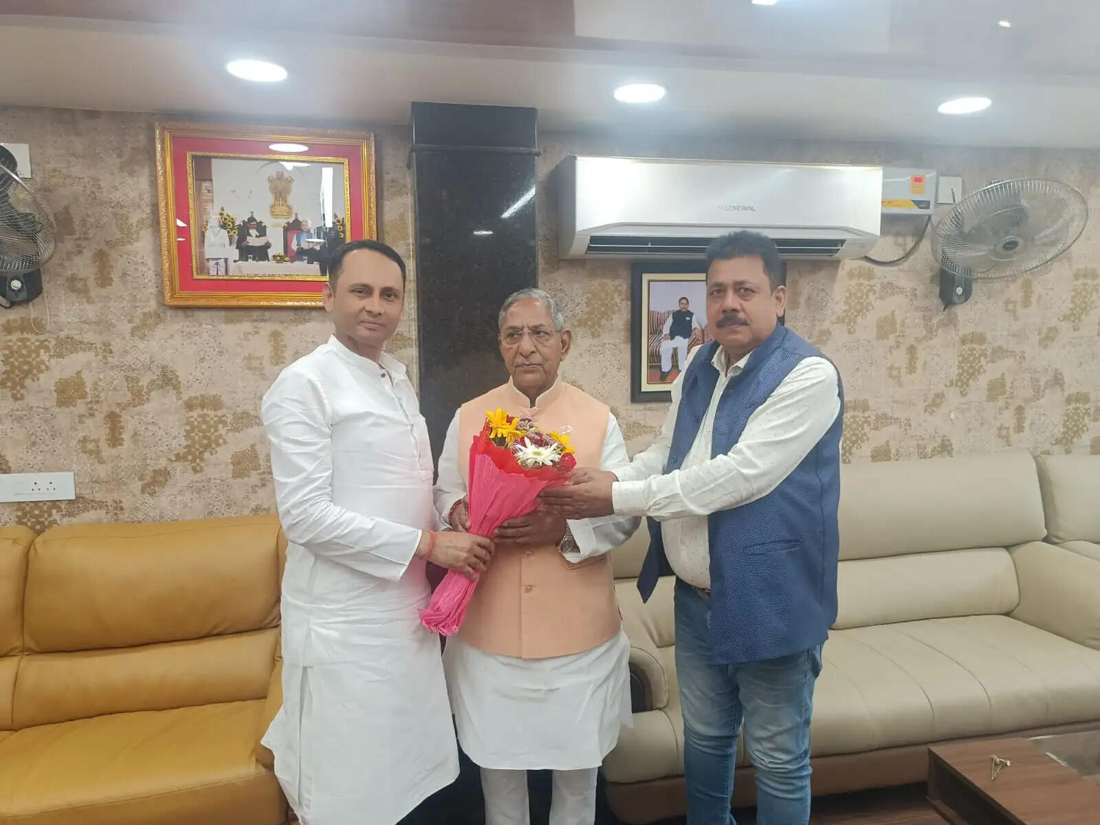 प्रधानाचार्य ने नागालैंड के राज्यपाल से की शिष्टाचार भेंट