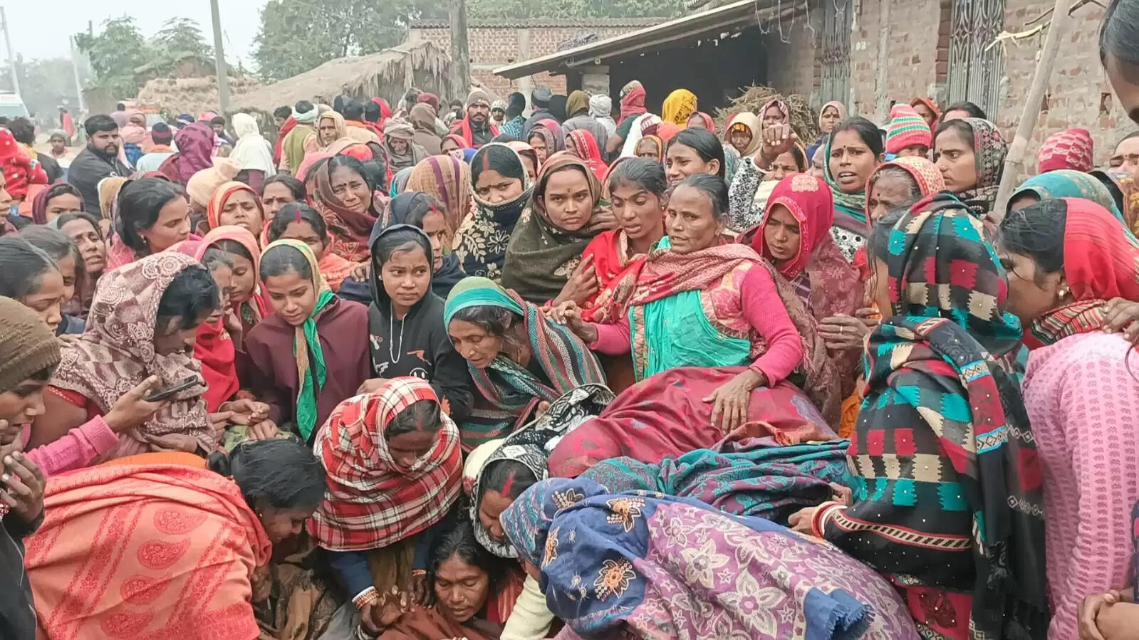 काम करने गए मजदूर की तेलंगाना में मौत