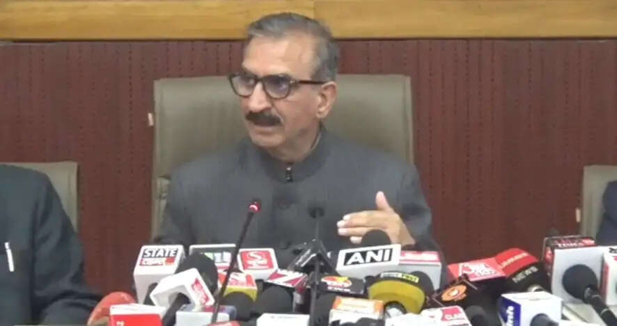 हिमाचल में प्रोफेशनल कोर्सेज में दाखिले से पहले होगा चिट्टा टेस्ट, नशे की कमाई से बनी संपत्तियां भी गिरेंगी