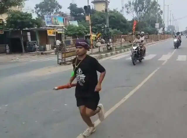 हाथरस में तीसरे सोमवार को रही बम भोले की गूंज