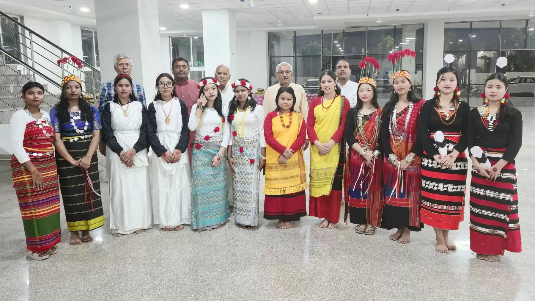 गुरुग्राम में पूर्वोत्तर की छात्राओं ने सांस्कृतिक कार्यक्रमों से बांधा समां