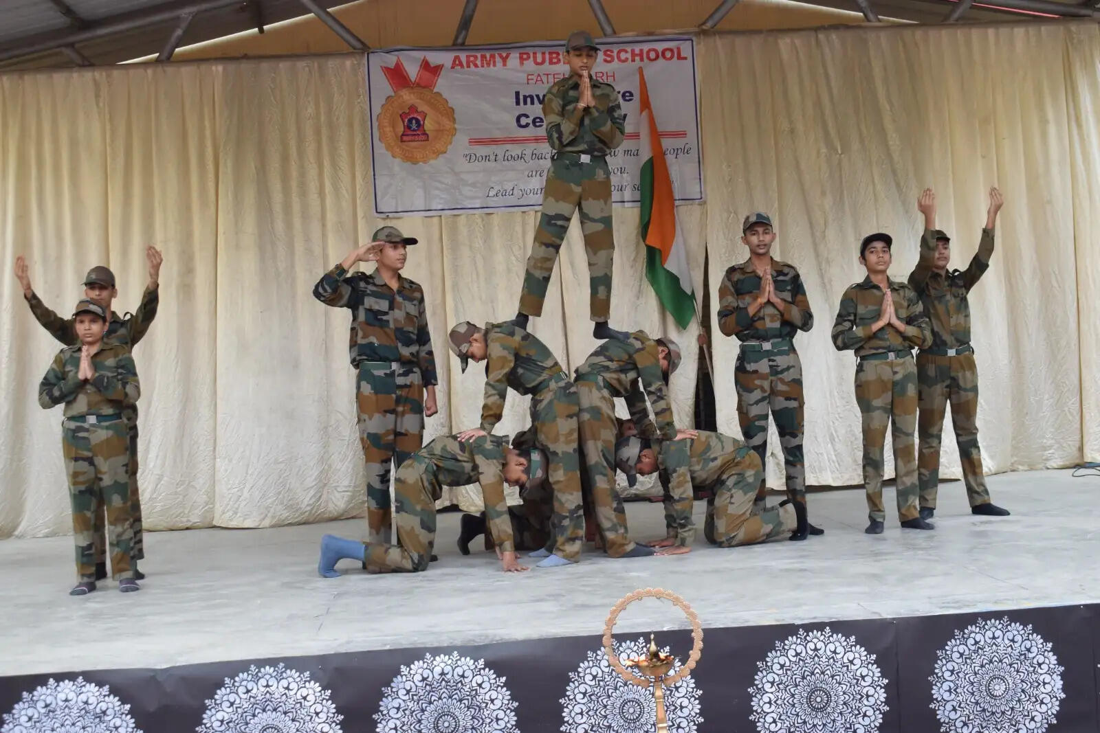 आर्मी पब्लिक स्कूल फतेहगढ़ में छात्र-परिषद अलंकरण समारोह एवं कारगिल विजय दिवस का आयोजन,विद्यार्थियों ने दी प्रस्तुतियां