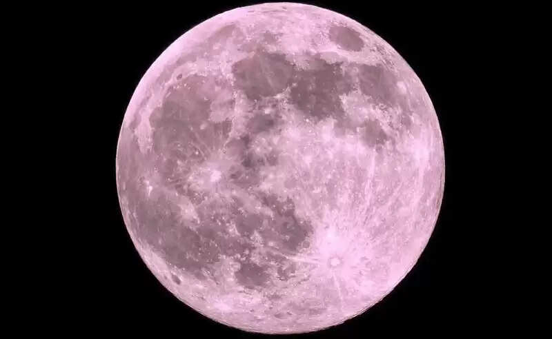 आकाश में आज रात ज्यादा बड़ा और चमकदार दिखाई देगा पूर्णिमा का चांद