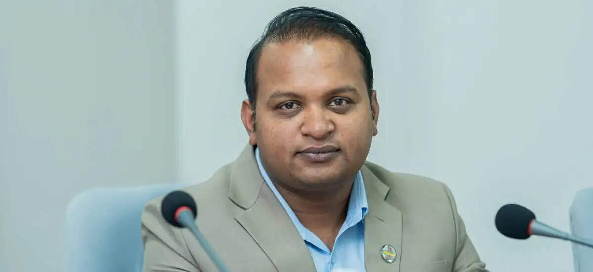 नेपाल के पीएम बालेन्द्र शाह ने 15 दिन में ही एक मंत्री को बर्खास्त किया