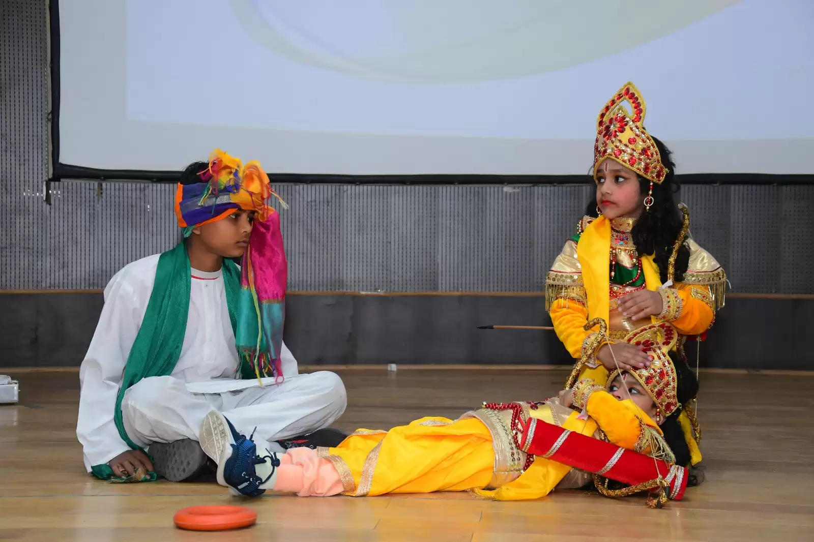 हर बाला देवी की प्रतिमा, बच्चा-बच्चा राम है : प्रो. संगीता शुक्ला