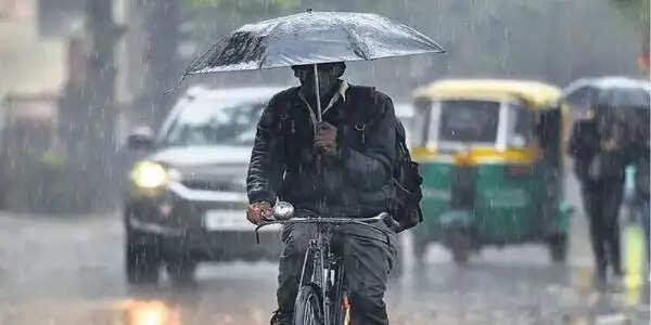 मध्य प्रदेश के 9 जिलों में आज बारिश का अलर्ट, भोपाल-इंदौर में खिलेगी धूप, 12 अक्टूबर से साफ होगा मौसम