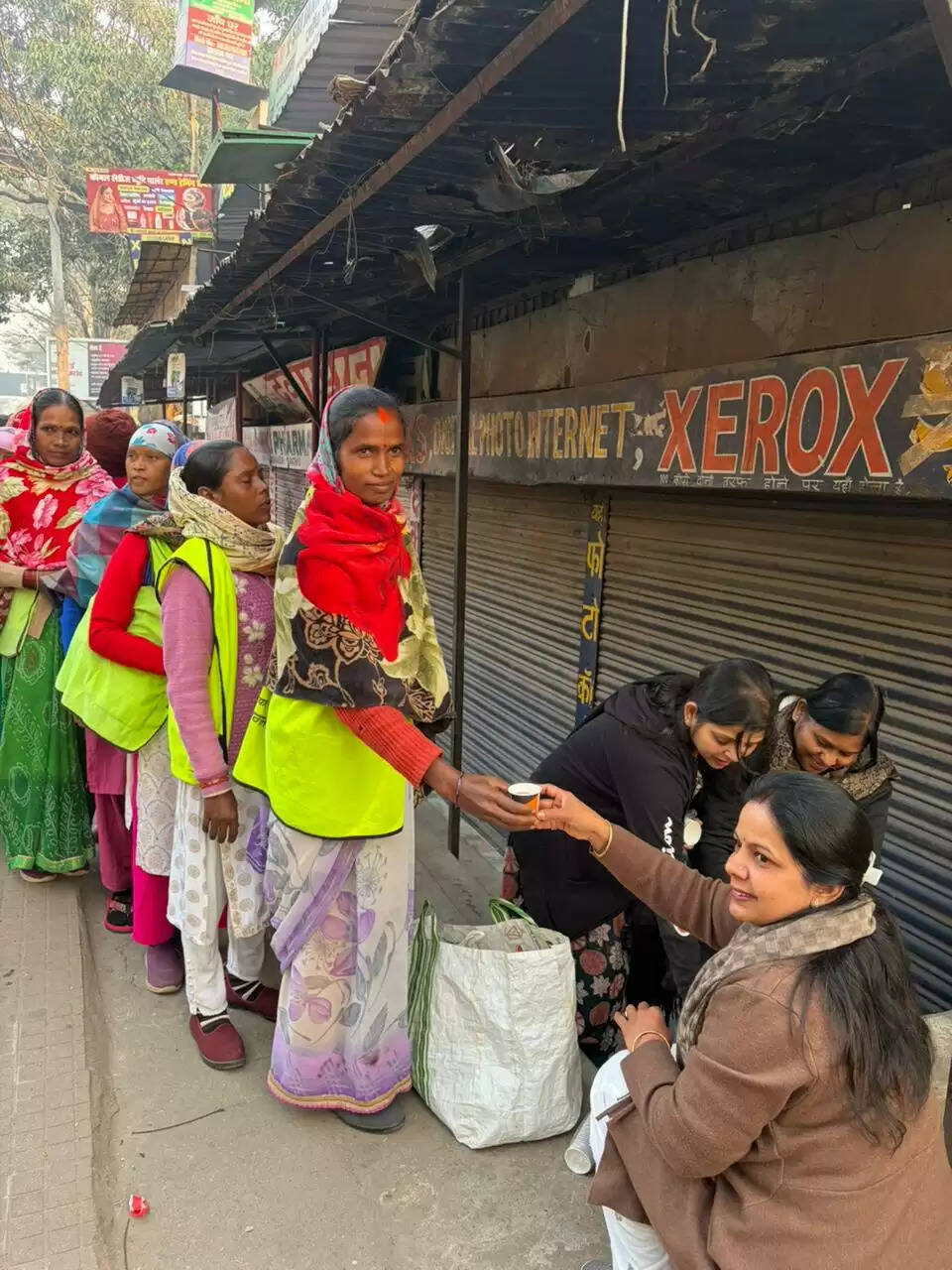 रांची में मारवाड़ी युवा मंच महिला शाखा ने किया ‘सेल्फी विद सफाईकर्मी’ कार्यक्रम का आयोजन