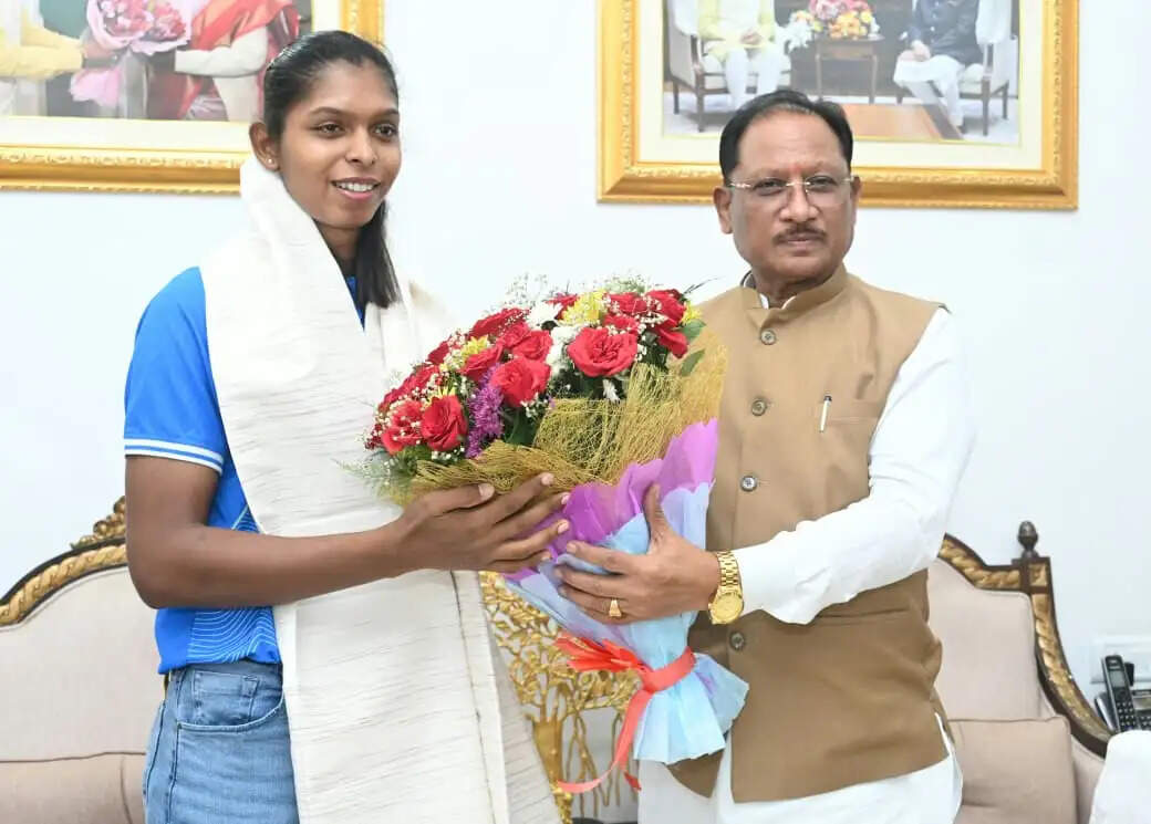 स्वर्ण पदक विजेता संजू देवी को मुख्यमंत्री ने की 51 लाख रुपये की प्रोत्साहन राशि देने की घोषणा