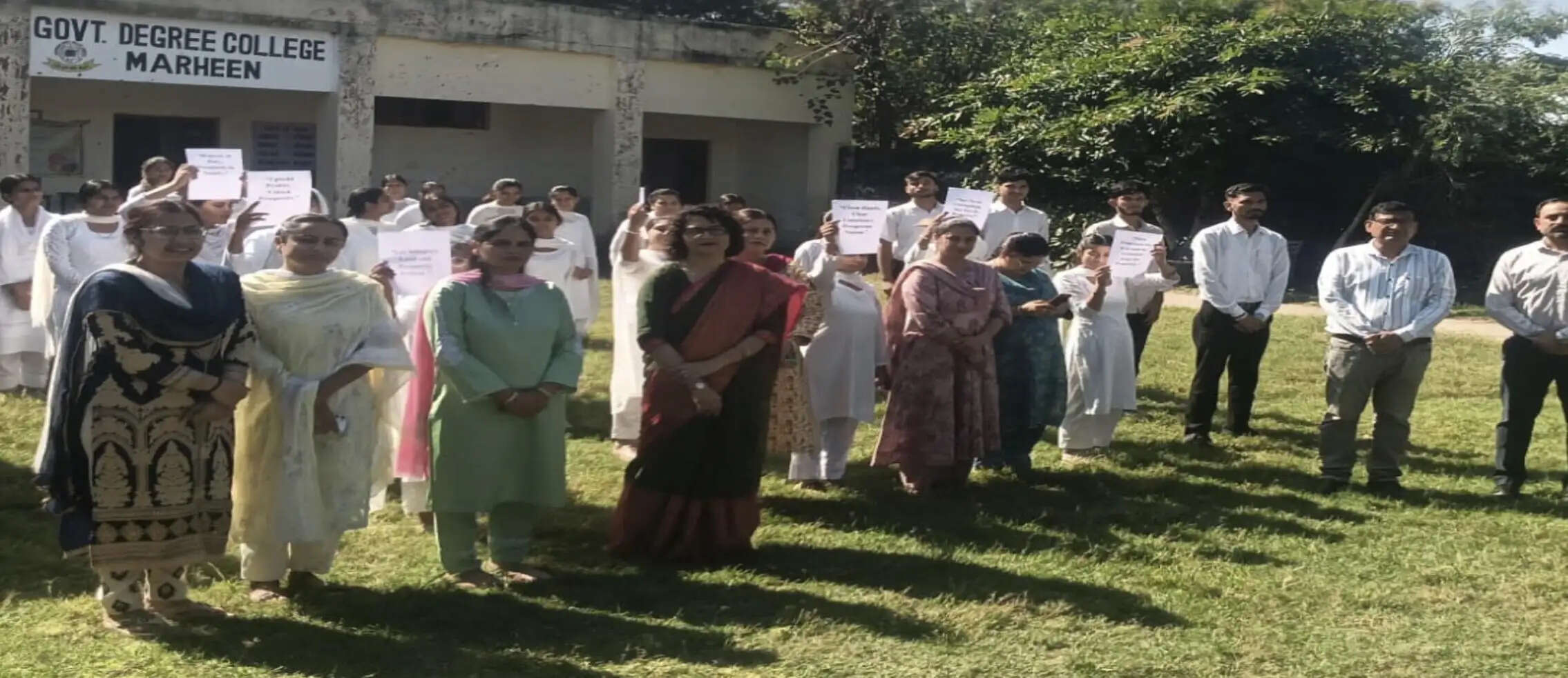 जीडीसी मढ़हीन के विद्यार्थियों ने सत्यनिष्ठा और भ्रष्टाचार मुक्त समाज पर रखे विचार