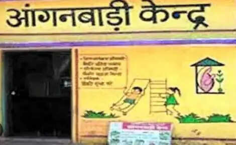 स्वस्थ मां, सुपोषित बचपन की मजबूत नींव बन रहे आंगनवाड़ी केंद्र