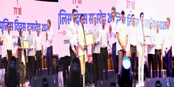 राजस्थान पुलिस स्थापना दिवस : डीजीपी शर्मा ने समाज के तीन नायकों को किया सम्मानित