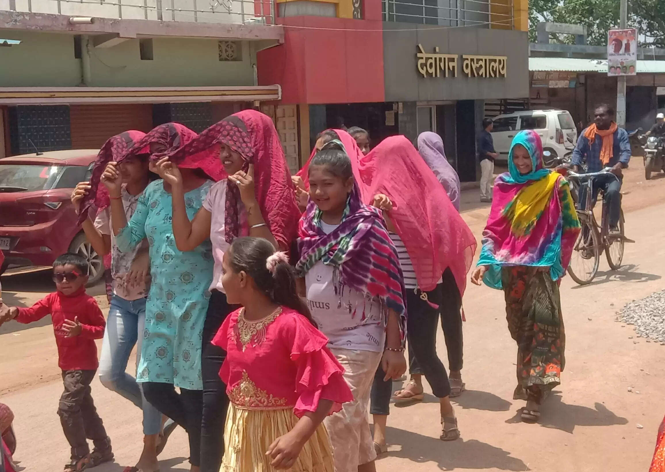 गर्मी से लोग हाल-बेहाल, तापमान 43 पार