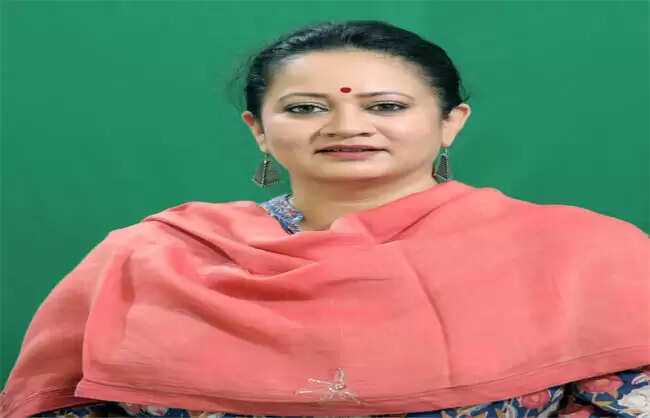 नारनौलः बेटियों की सेहत और सशक्त परिवार पर केंद्रित बजट : आरती सिंह राव