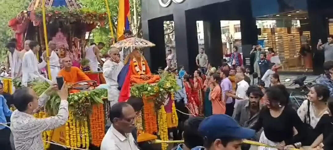 उज्जैन: इस्कान और खाती समाज की रथ यात्रा निकली