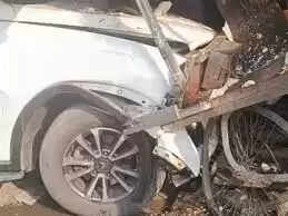 इंदौर में तेज रफ्तार स्कॉर्पियो कार दुकान में जा घुसी, छात्र की मौत, बहन और दाे अन्य घायल