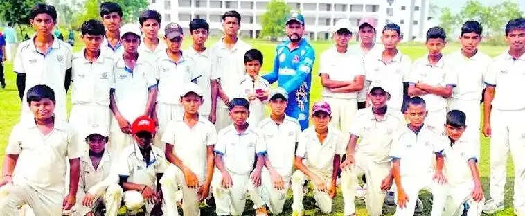 डिस्ट्रिक्ट इंटर क्रिकेट क्लब टूर्नामेंट : रुक्मणी एकेडमी रेड ने रुक्मणी ब्लू को 3 विकेट से हराया