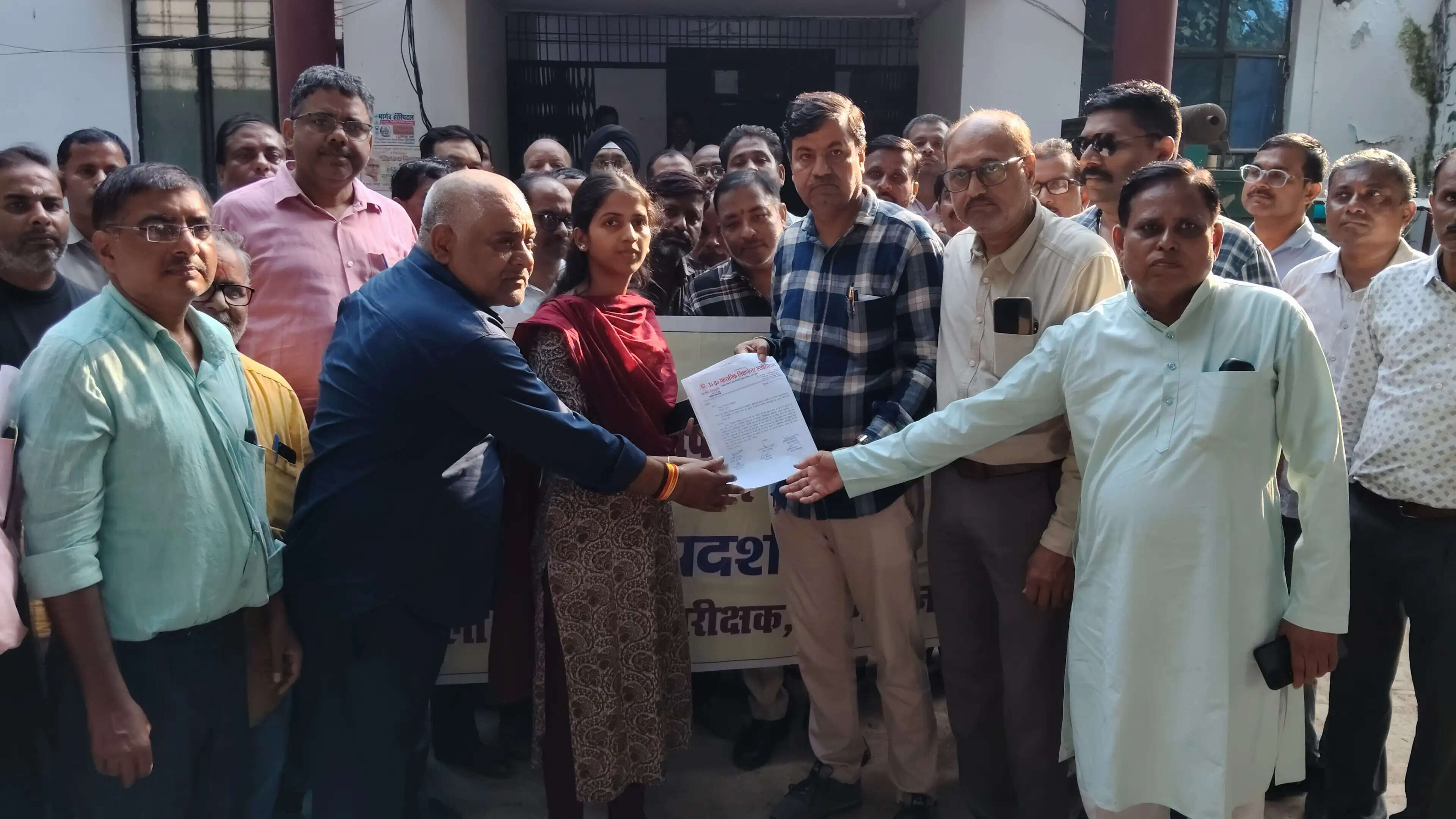 पुरानी पेंशन बहाली समेत 13 मांगें पूरी करे सरकार : संतोष तिवारी