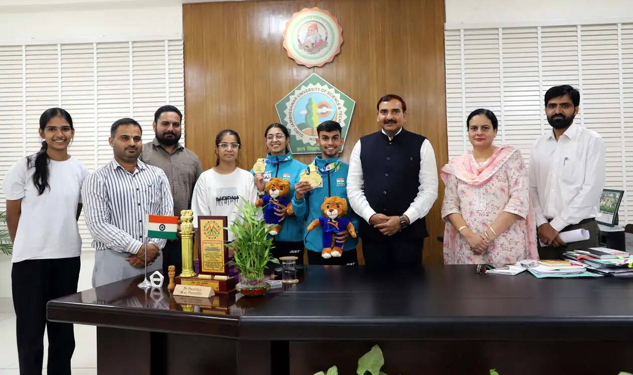 हिसार : प्रथम वर्ल्ड योगासन चैंपियनशिप में गुरु जम्भेश्वर विश्वविद्यालय के विद्यार्थियों का शानदार प्रदर्शन