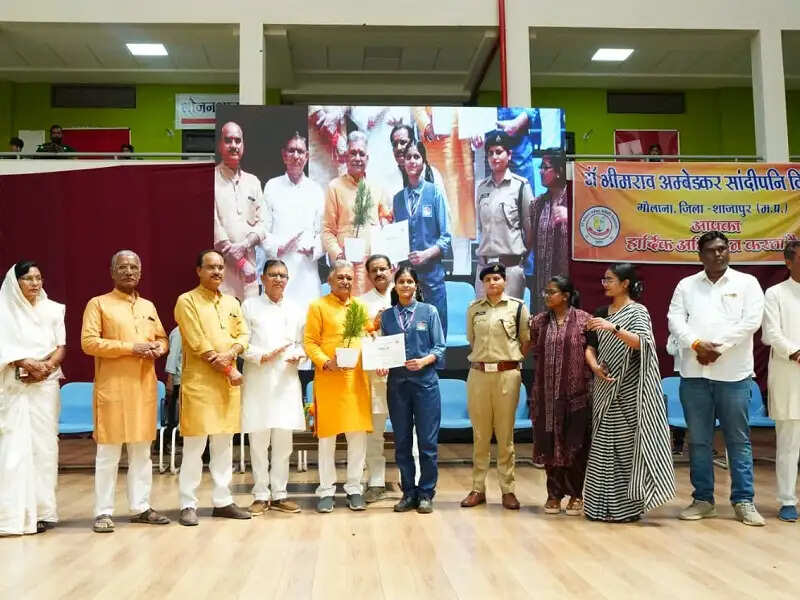 प्रतिभा को अवसर देना राज्य सरकार की प्राथमिकता : मंत्री इंदर सिंह परमार