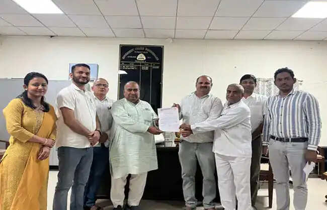 महेंद्रगढ़ कॉलेज में एमएससी गणित व भौतिकी शुरू करने की उठी मांग