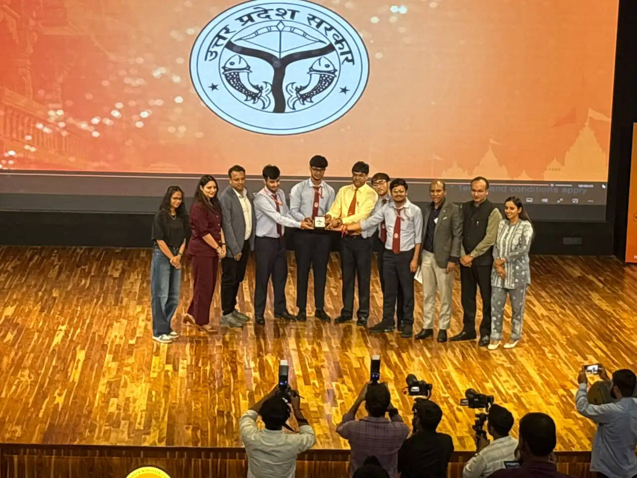 मुरादाबाद में ‘यूपी राइज 2026’ का महामंच: 100 टीमों की जंग में टीएमयू के तीन युवा स्टार्टअप्स ने मारी बाजी