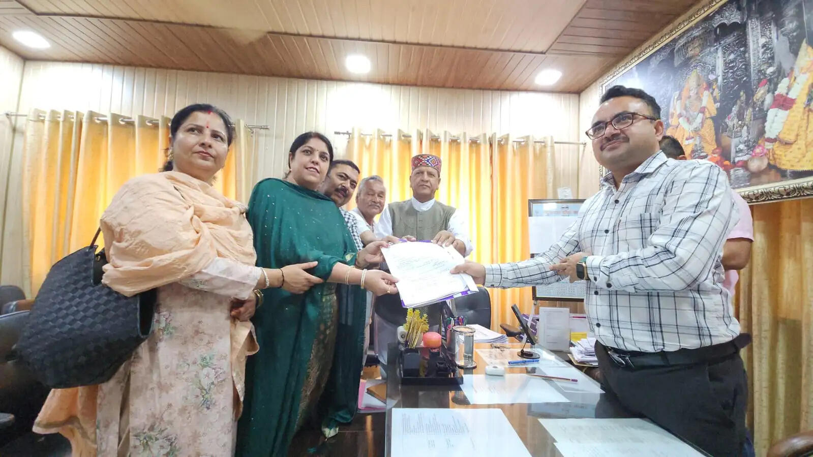 कांग्रेस सरकार ने हिमाचल की अर्थव्यवस्था को पटरी से उतारा, तीन साल में विकास पूरी तरह ठप : डॉ. राजीव बिंदल