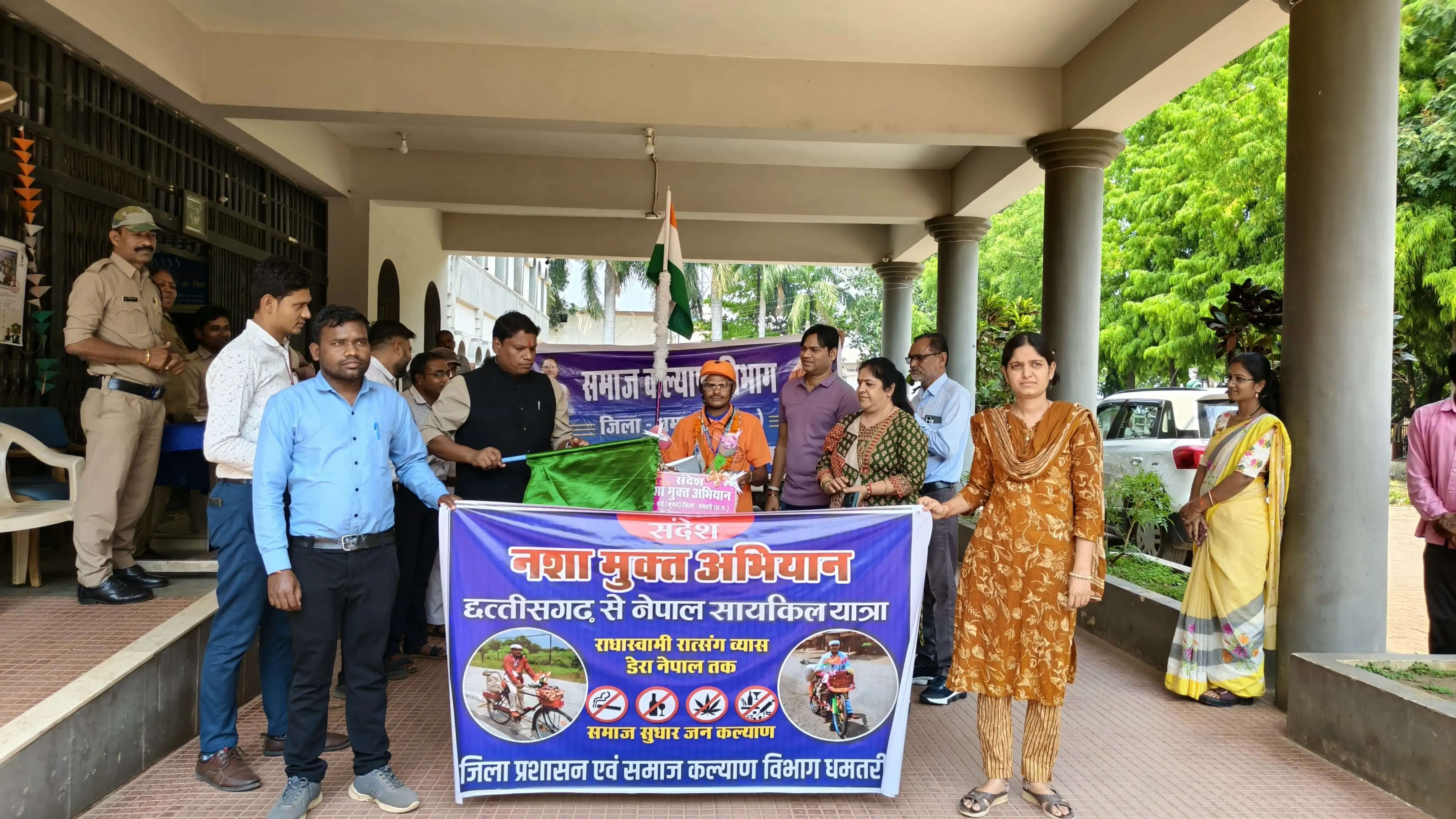 नशे के खिलाफ तुलसीराम साइकिल से नेपाल तक लड़ेगा जंग