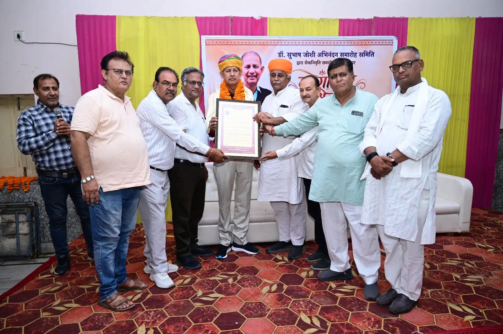 शिक्षा एवं समाजसेवा के योगदान पर डॉ. सुभाष जोशी का नागरिक अभिनंदन