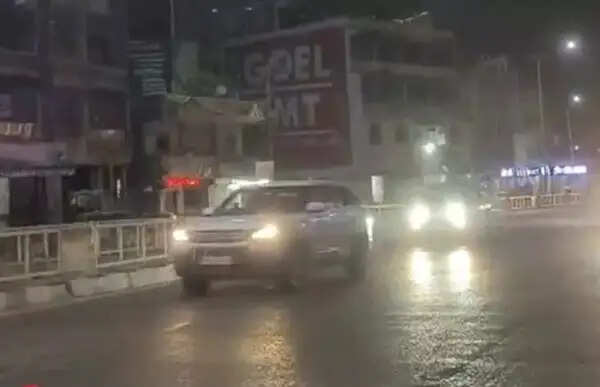 मध्य प्रदेश में 42 जिलों में आंधी-बारिश और ओलों का अलर्ट, चलेगी तेज हवाएं, 6 अप्रैल तक बिगड़ा रहेगा मौसम