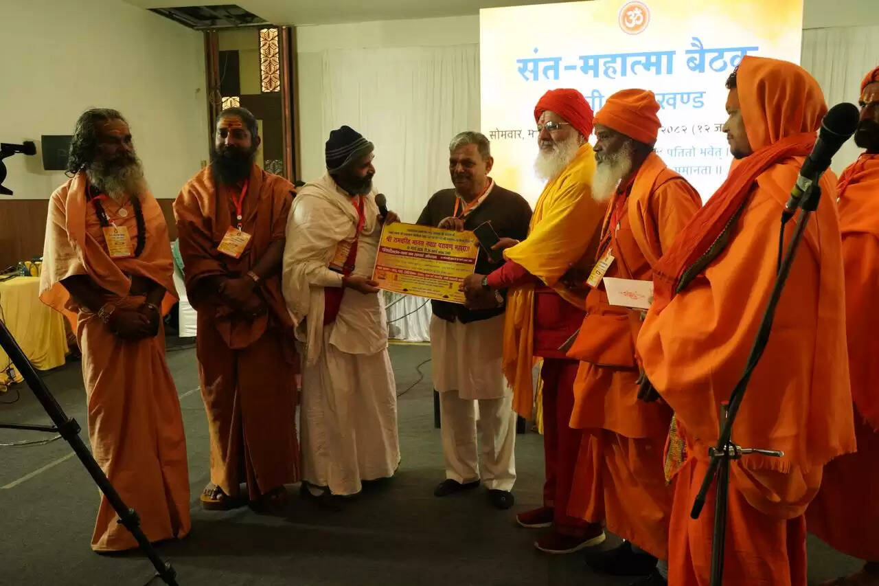 धारा 342 को समाप्त कर देने से बहुत हद तक समाप्त होगा धर्मांतरण : होसबाले