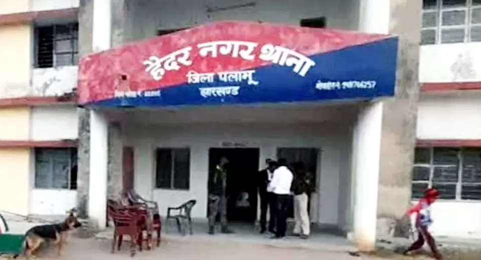 फाइनेंसकर्मी को शौच के लिए रूकना पड़ा महंगा, हमला कर लूटे 1.84 लाख