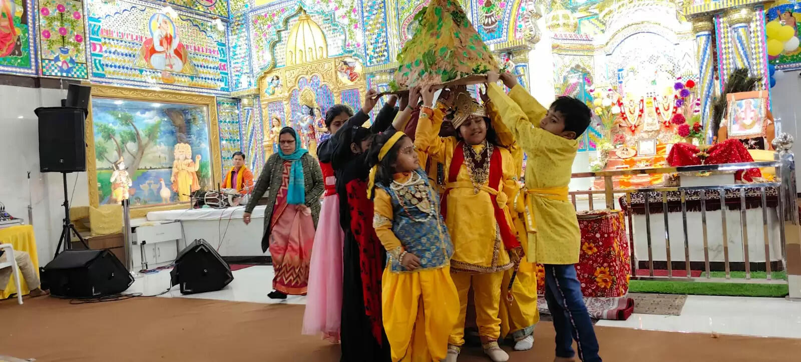 श्रीमद्भागवत कृष्ण कथा के भक्ति रस में सराबोर हुए श्रद्धालु