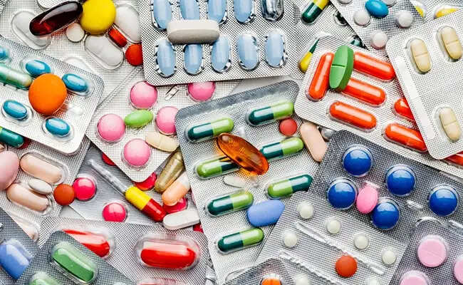 ई-फार्मेसी के विरोध में कल दवा विक्रेताओं की हड़ताल, खुली रहेंगी जनऔषधि की दुकानें