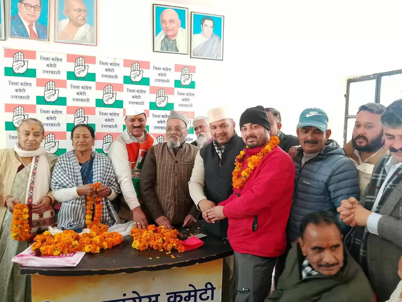 कांग्रेस ने गंगोत्री विधानसभा में स्थापना दिवस पर की मंथन