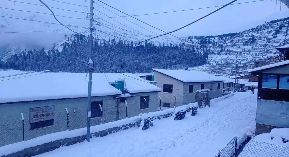 नेपाल के हिमालयी जिलों का न्यूनतम तापमान शून्य से नीचे पहुंचा