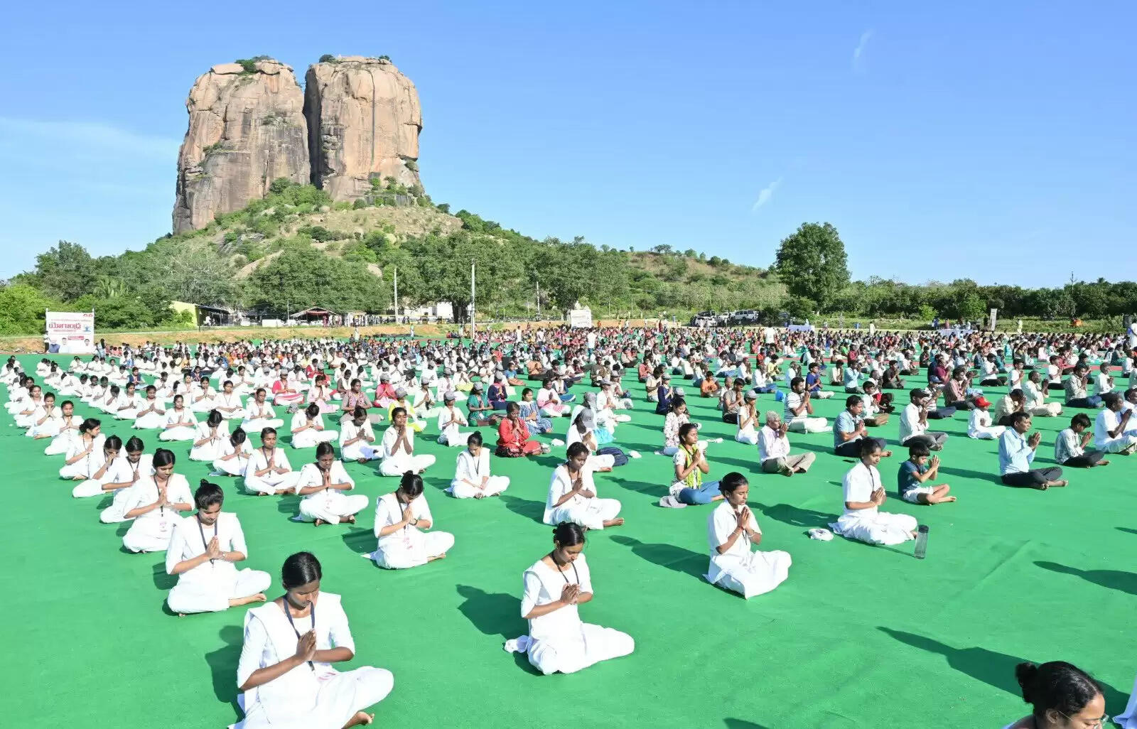 प्रधानमंत्री ने आंध्र प्रदेश के ‘योग आंध्र-2025’ अभियान को सराहा