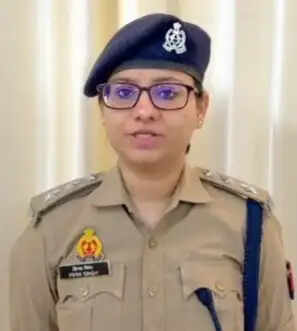 तेज रफ्तार ट्रक ने बाइक सवार परिवार को रौंदा, बच्चे व दादी समेत तीन की मौत