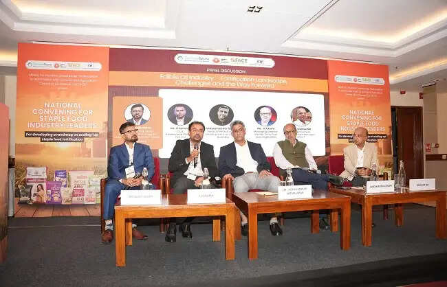 मुख्य खाद्य पदार्थों को बड़े पैमाने पर अपनाने में तेजी लाने के लिए उद्योग जगत ने विचार-विमर्श किया