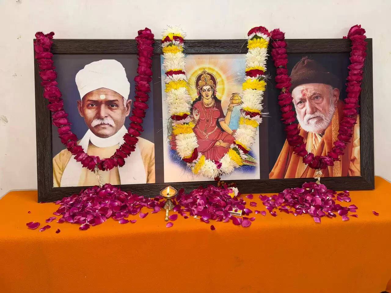 आगामी तीन वर्ष गंगाजी को समर्पित करें गंगा महासभा के कार्यकर्ता, नई ऊर्जा के साथ चलेगा गंगा अभियानः स्वामी जीतेन्द्रानन्द