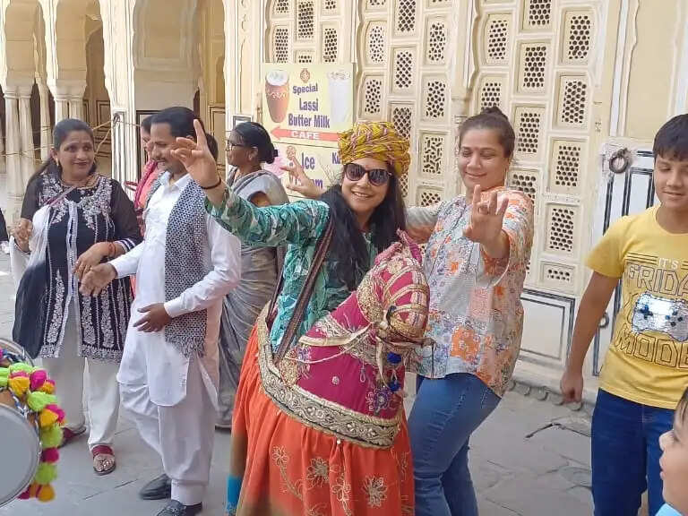 विश्व विरासत दिवस शहर के संग्रहालयों और स्मारकों में सैलानियों की उमड़ी भीड़