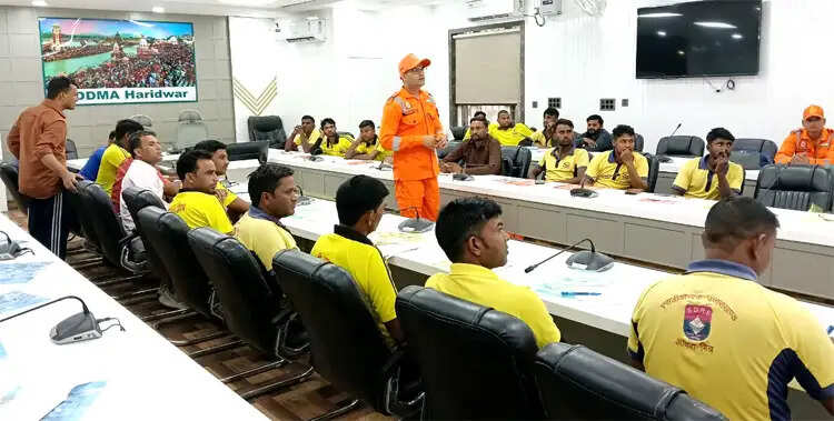 आपदा प्रबंधन को सशक्त बनाने के लिए 5 दिवसीय खोज-बचाव एवं वाटर रेस्क्यू प्रशिक्षण शुरू