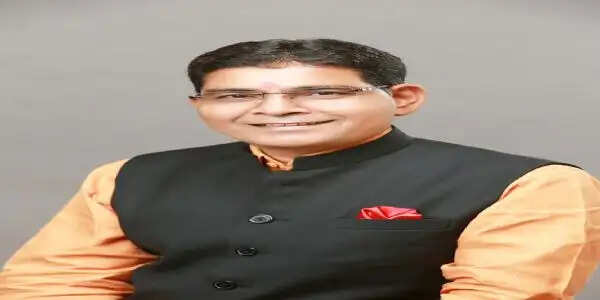 सरकार प्रदेश के युवा छात्रों के उज्ज्वल भविष्य के प्रति संवेदनशील : उच्च शिक्षा मंत्री टंक राम वर्मा
