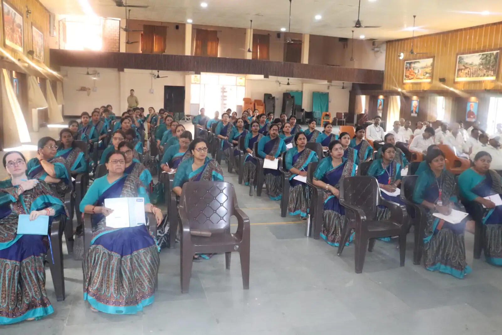 स्व का बोध सिर्फ व्यक्तिगत पहचान तक सीमित नहीं : अखिलेश्वर