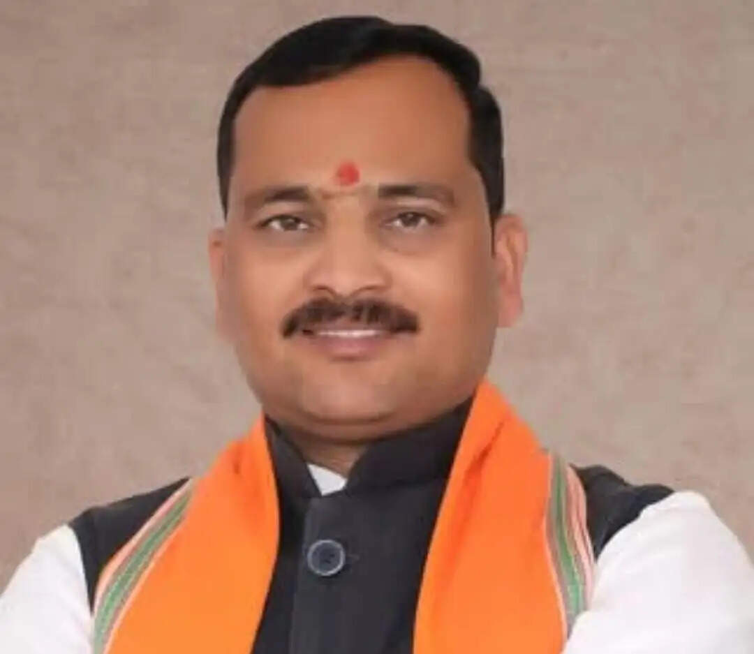 देवरिया में नूनखार-बैकुंठपुर मार्ग के चौड़ीकरण का कार्य तेज, व्यय होंगे 6.78 करोड़