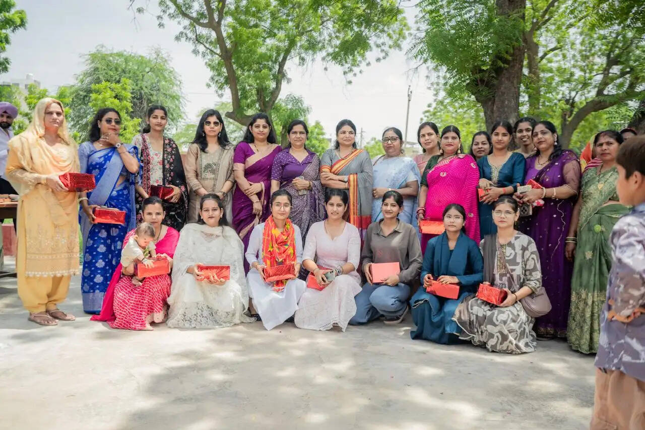 रेल कर्मचारियों के 47 मेधावी विद्यार्थियों का सम्मान