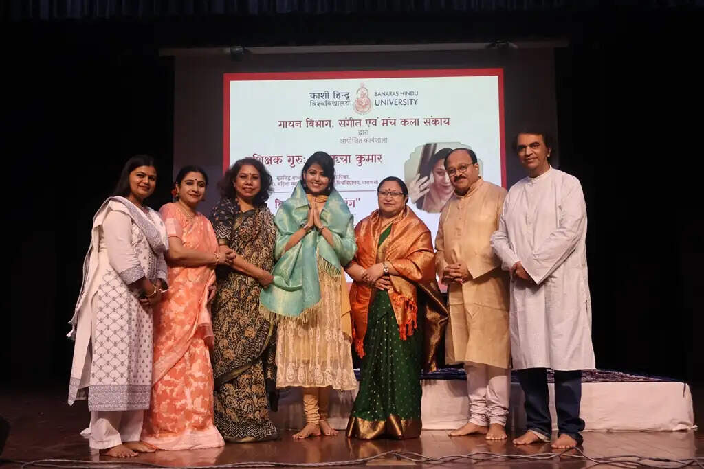 बीएचयू में 'पूरब के रंग' विषयक कार्यशाला में विशिष्ट गायन शैली का व्यावहारिक प्रशिक्षण