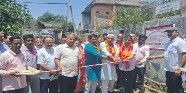 कठुआ में विकास को रफ्तार-विधायक डॉ. भरत भूषण ने दो सड़कों का किया उद्घाटन, ग्रामीणों को बड़ी राहत
